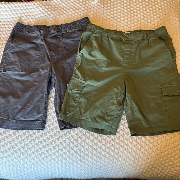 Lot of 2 pairs of boys shorts, size 14/16 - Picture 1 of 9